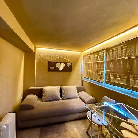 D&p Cell Oneiro. Holiday home Kalavryta