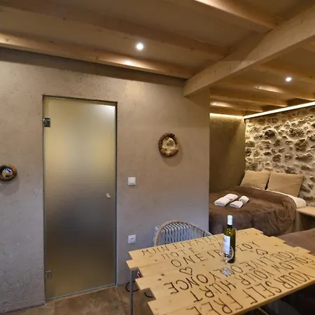 D&p Cell Oneiro. Holiday home *